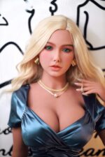 Auf Vorrat DutchDoll Eva | 157 cm 78