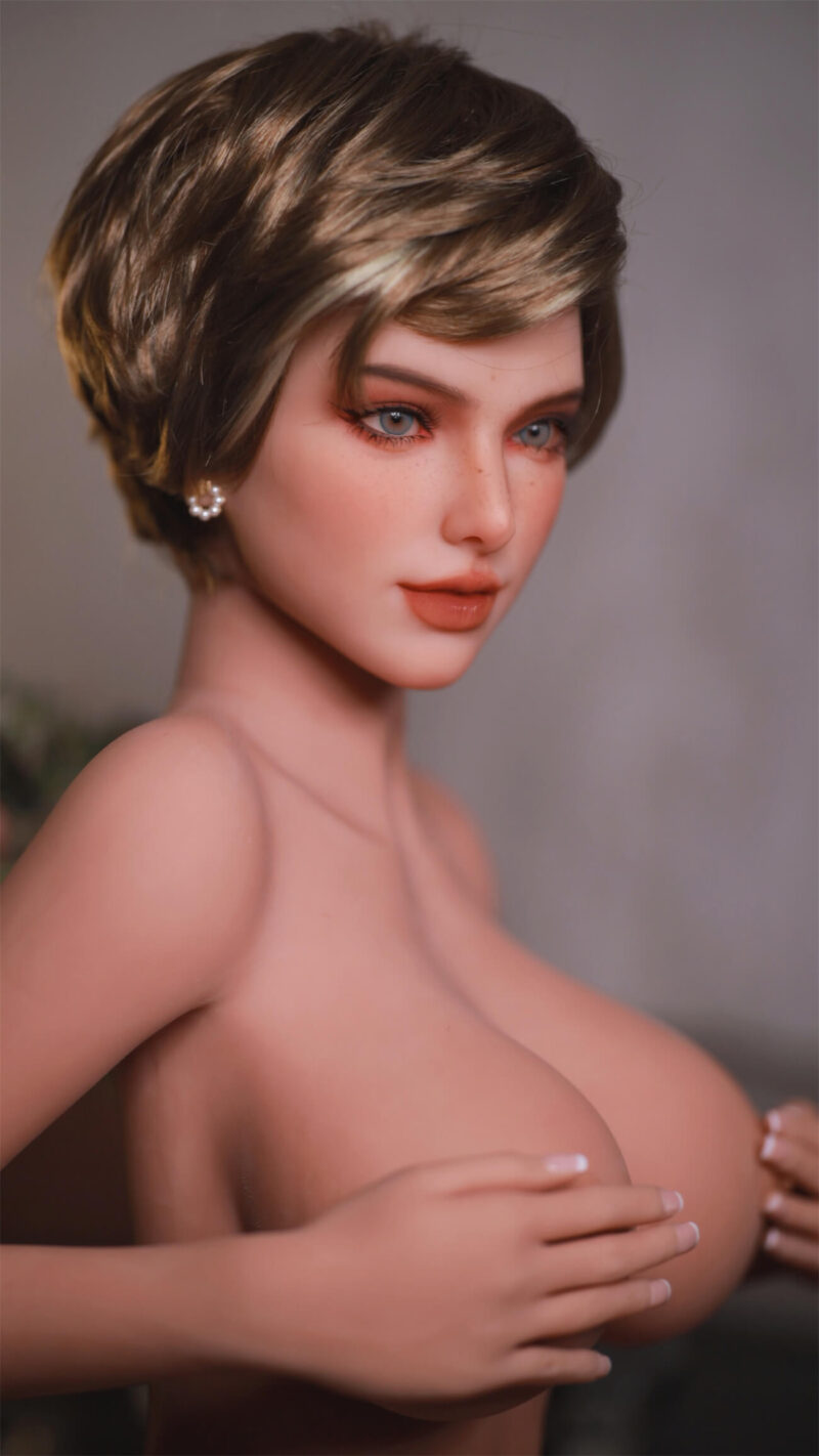 Auf Vorrat DutchDoll Kate | 159 cm 79