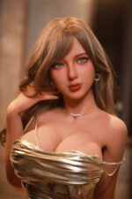 Anpassung Brünette Sexpuppe Julie mit voller Figur und großen Brüsten 82