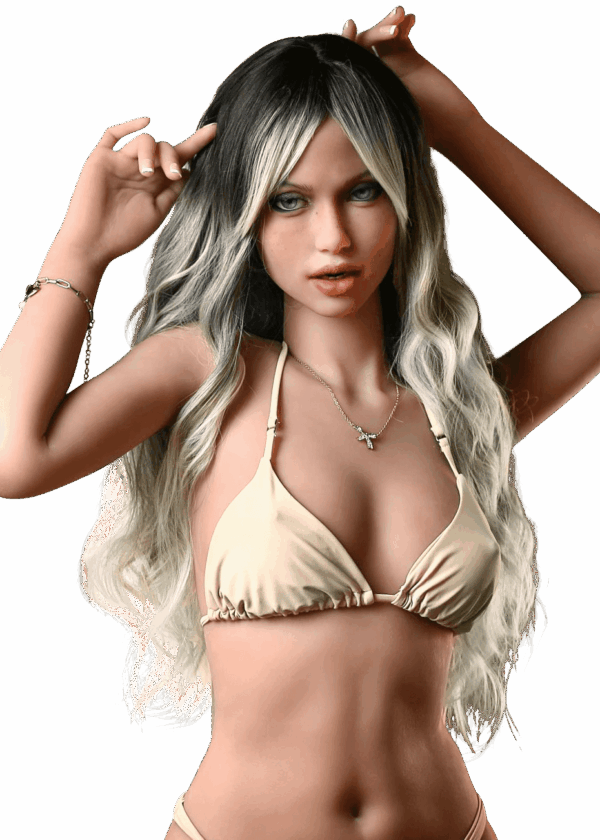 Realistische TPE Sexpuppe DutchDoll Chloe 161 cm mit hellbraun-goldenem Haar, braunen Augen, Gel-Brüsten und üppigen Rundungen, lebensechte Puppe mit weicher Haut.