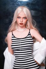 Auf Vorrat DutchDoll Hannah | 161 cm 54