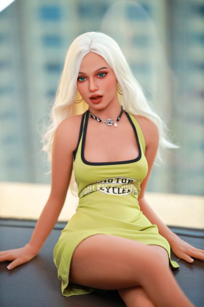DD-158A-1-26 Auf Vorrat DutchDoll Jade | 158 cm 64