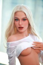 Auf Vorrat DutchDoll Sara | 158 cm 120