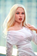 Auf Vorrat DutchDoll Sara | 158 cm 125