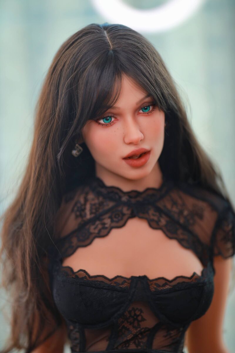 Auf Vorrat DutchDoll Layla | 158 cm 81